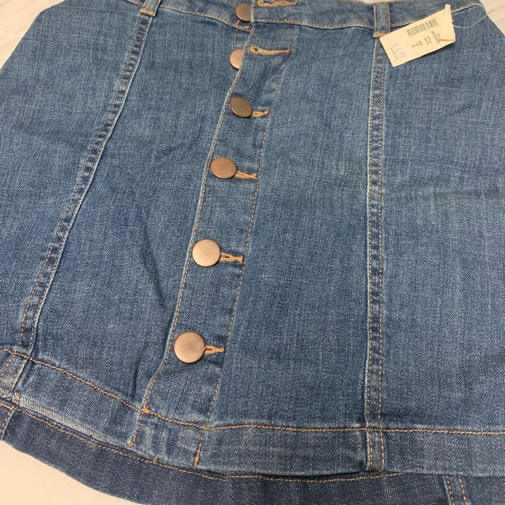 Cute denim skirt